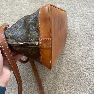 Authentic Louis Vuitton Alma PM with Strap